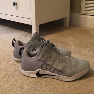 Nike Kobe Tennis Shoes